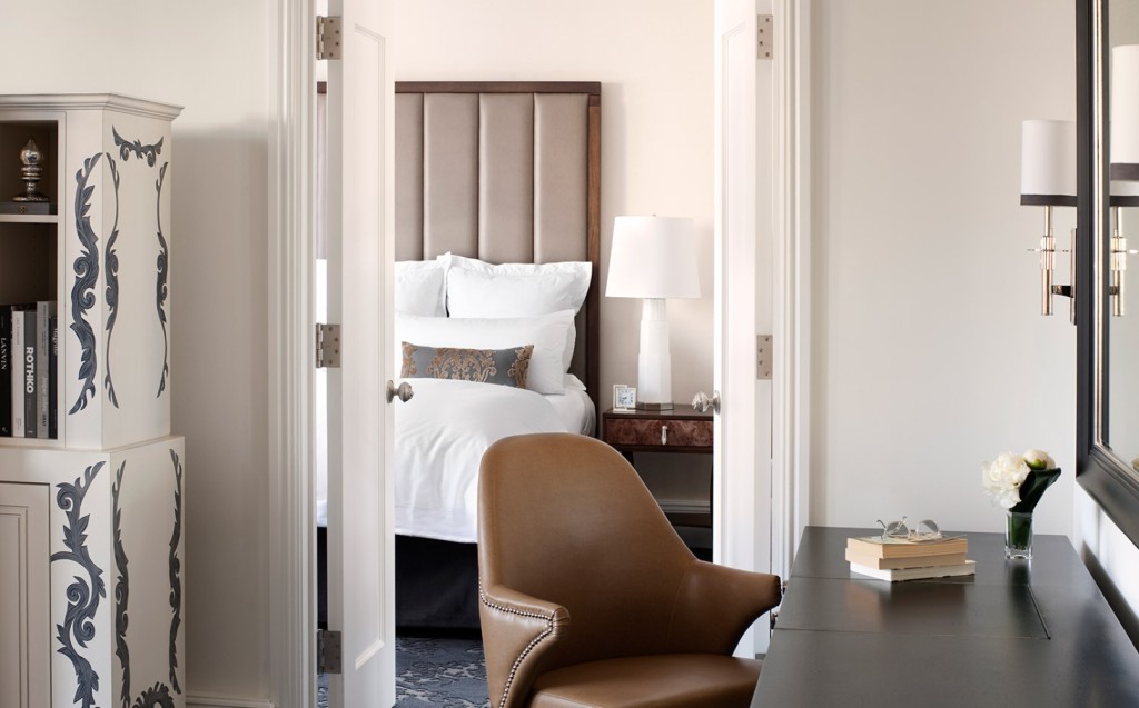 TheSurrey.DeluxeSuite